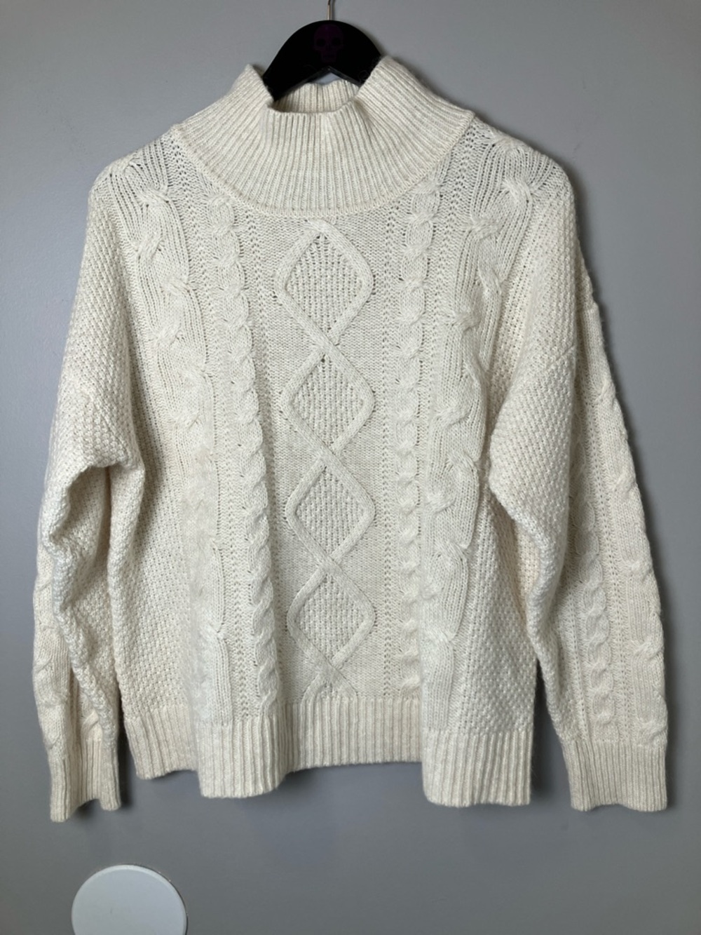 GAP Alpaca Blend Cable Knit Turtleneck Sweater Cream Ivory Size Medium Cozy